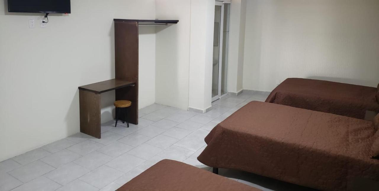 Hotel Estadia Leon Luaran gambar