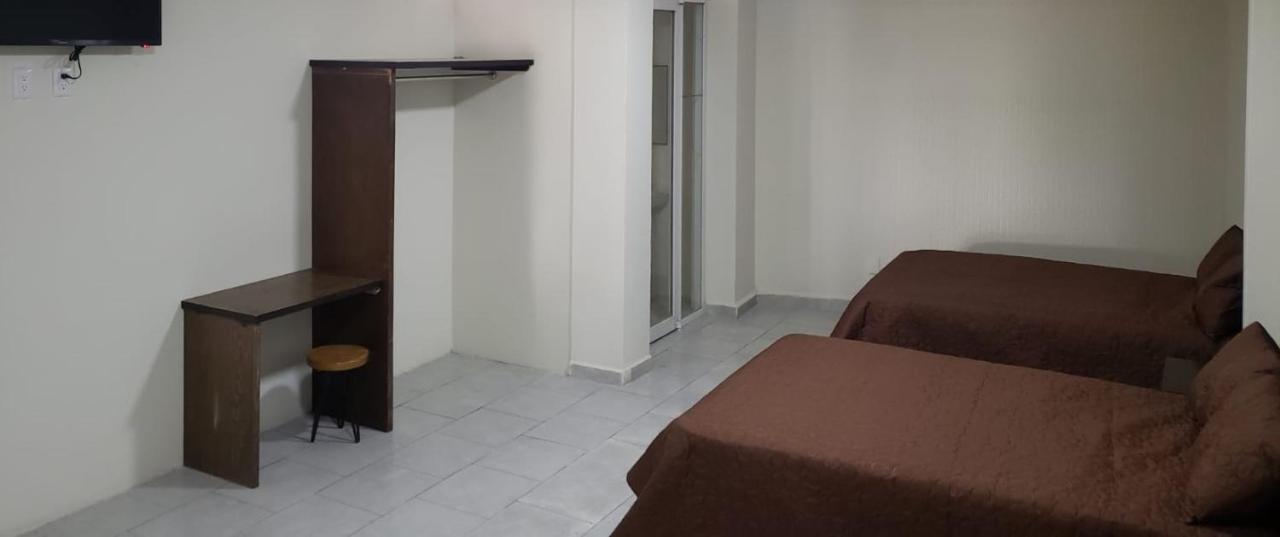 Hotel Estadia Leon Luaran gambar